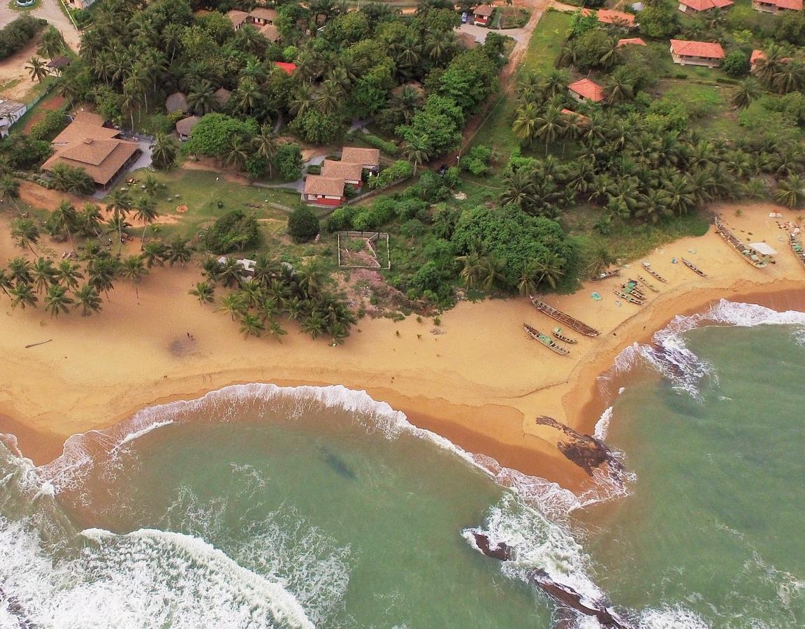 Ko-Sa Beach Resort Ltd Ampeni Экстерьер фото